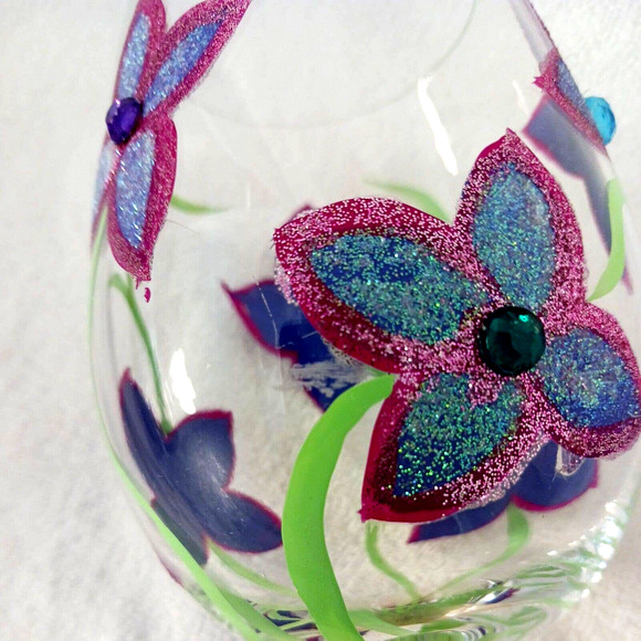 2 Saints HAND PAINTED 9" WINE GLASS Sparkle Violets Flowers w Bling Diamonds - Picture 3 of 16